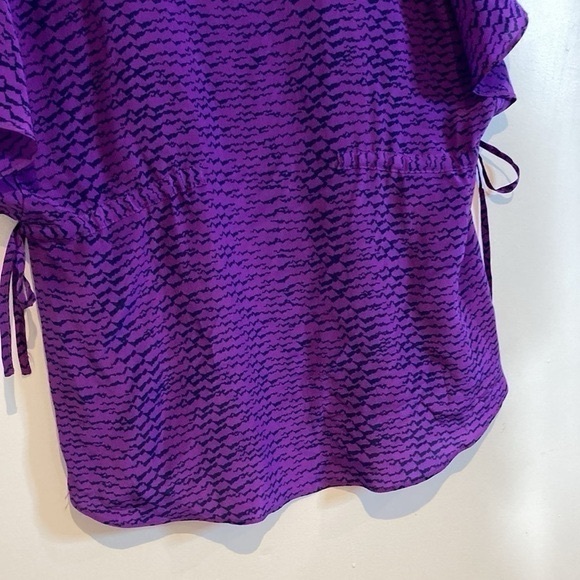 Central Park West 100% Silk Purple Snakeskin Print Blouse Size XXS - Picture 7 of 7
